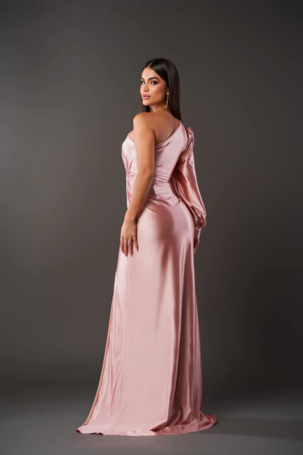 ARIA™ | Elegant and sophisticated dress